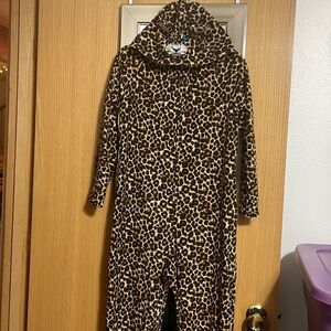 Joe Boxer Medium animal print fleece onesie with tail sparky ears and tie nails